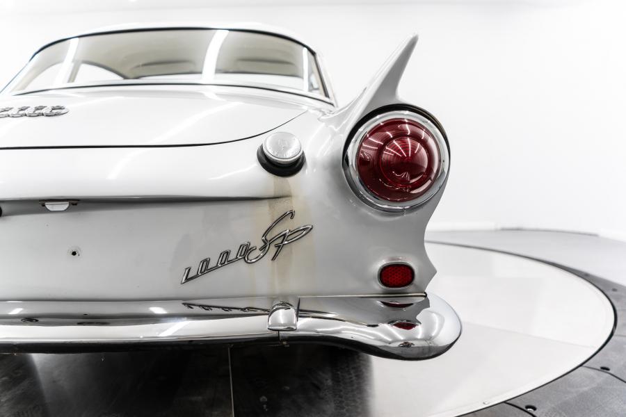 Детали экстерьера Auto Union 1000 SP Coupe 1960 года  (фото 18 из 84)